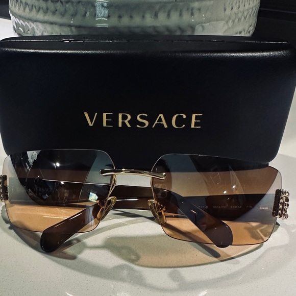 Versace Women's Sunglasses - Gold and Tortoise Shell Gradient - Picture 1 of 8